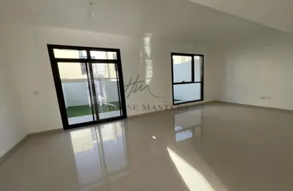 Townhouse - 3 Bedrooms - 4 Bathrooms for rent in Nasma Residence - Al Tai - Sharjah