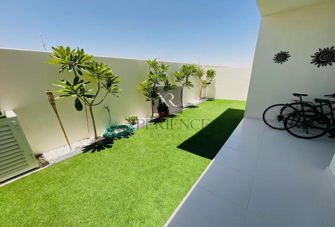 Townhouse - 3 Bedrooms - 4 Bathrooms for sale in Albizia - Damac Hills 2 - Dubai