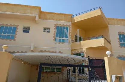 Townhouse - 5 Bedrooms - 6 Bathrooms for rent in Shakhbout City - Abu Dhabi