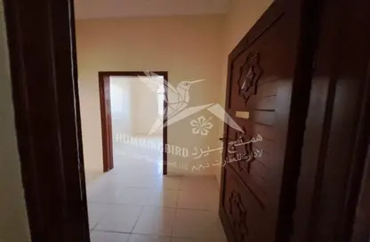 Apartment - 3 Bedrooms - 3 Bathrooms for rent in Hai Al Wadi - Al Jimi - Al Ain