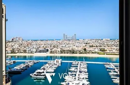 Apartment - 3 Bedrooms - 5 Bathrooms for rent in Marina Residences 6 - Marina Residences - Palm Jumeirah - Dubai