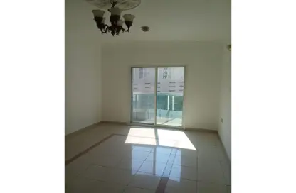 Apartment - 2 Bedrooms - 3 Bathrooms for rent in Cornish Tower - Al Rumaila - Ajman