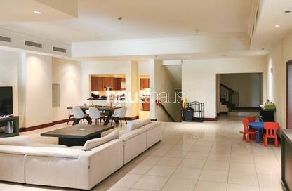 Townhouse - 4 Bedrooms - 5 Bathrooms for rent in Golden Mile 5 - Golden Mile - Palm Jumeirah - Dubai