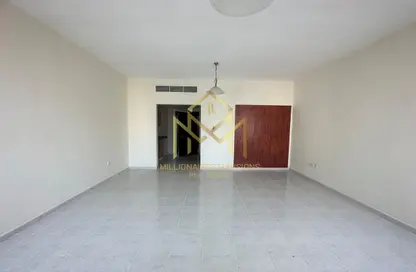 Apartment - 1 Bathroom for sale in Y08 - England Cluster - International City - Dubai