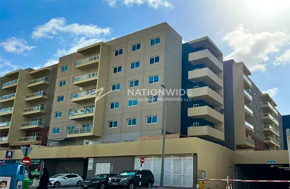 Apartment - 2 Bedrooms - 3 Bathrooms for rent in Al Reef Downtown - Al Reef - Abu Dhabi