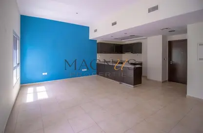 Apartment - 2 Bedrooms - 2 Bathrooms for sale in Al Ramth 35 - Al Ramth - Remraam - Dubai