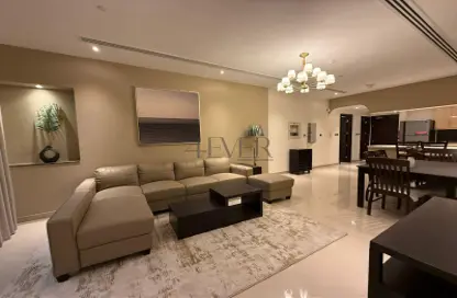 Apartment - 2 Bedrooms - 3 Bathrooms for rent in Elite Downtown Residence - Downtown Dubai - Dubai