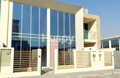 Townhouse - 3 Bedrooms - 5 Bathrooms for rent in Rukan 3 - Dubai Land - Dubai