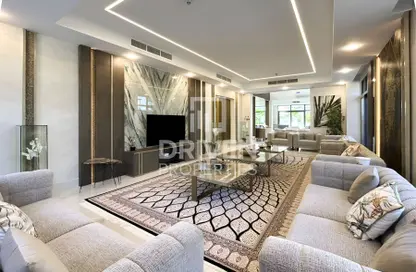 Villa - 5 Bedrooms - 7 Bathrooms for sale in West Yas - Yas Island - Abu Dhabi