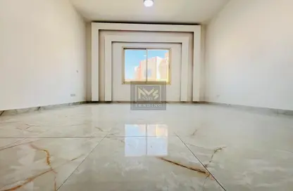 Apartment - 1 Bathroom for rent in Al Mushrif - Abu Dhabi