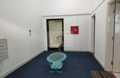 Apartment - Studio - 1 Bathroom for rent in Tourist Club Area - Abu Dhabi