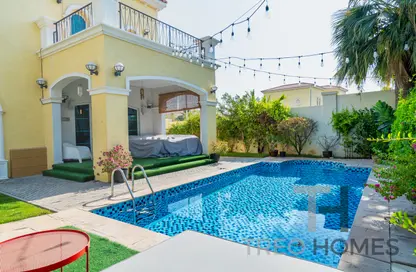 Villa - 3 Bedrooms - 4 Bathrooms for rent in Legacy - Jumeirah Park - Dubai