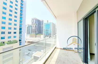 Apartment - 1 Bathroom for rent in SOL Bay - Business Bay - Dubai