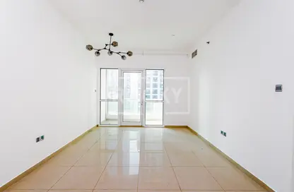 Apartment - 1 Bedroom - 2 Bathrooms for sale in Marina Pinnacle - Dubai Marina - Dubai