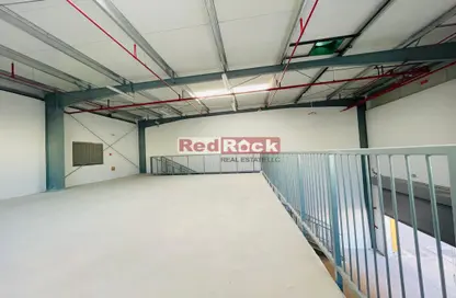 Warehouse - Studio - 4 Bathrooms for rent in Al Quoz Industrial Area 4 - Al Quoz Industrial Area - Al Quoz - Dubai