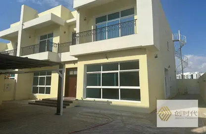 Villa - 5 Bedrooms - 6 Bathrooms for rent in Al Barsha 1 - Al Barsha - Dubai