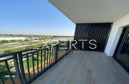 Apartment - 3 Bedrooms - 4 Bathrooms for sale in Waters Edge - Yas Island - Abu Dhabi