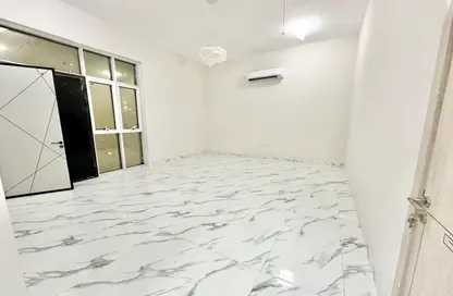 Apartment - 1 Bathroom for rent in Madinat Al Riyad - Abu Dhabi