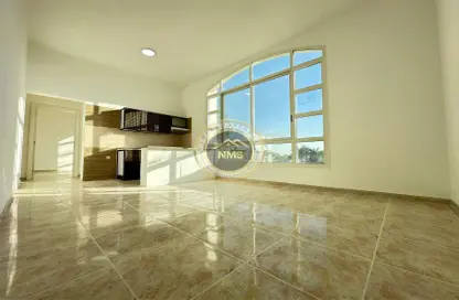 Apartment - 1 Bedroom - 1 Bathroom for rent in Between Two Bridges - Abu Dhabi