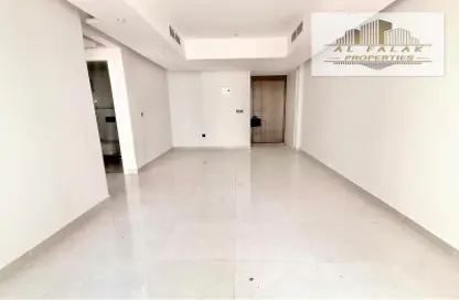 Apartment - 2 Bedrooms - 3 Bathrooms for rent in Al Mamzar Plaza - Al Taawun Street - Al Taawun - Sharjah