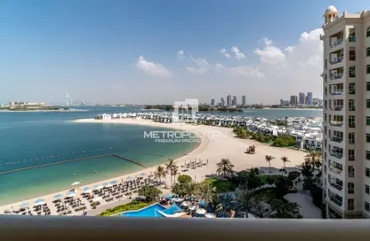 Apartment - 1 Bedroom - 2 Bathrooms for sale in Al Nabat - Shoreline Apartments - Palm Jumeirah - Dubai