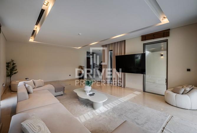 Villa - 4 Bedrooms - 5 Bathrooms for sale in Golf Place 1 - Golf Place - Dubai Hills Estate - Dubai