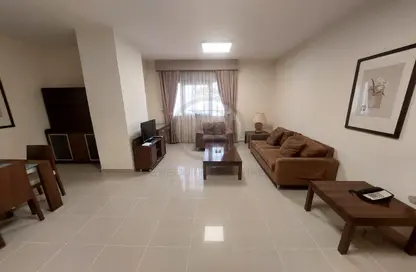 Apartment - 1 Bedroom - 2 Bathrooms for rent in Falahi Tower - Tourist Club Area - Abu Dhabi