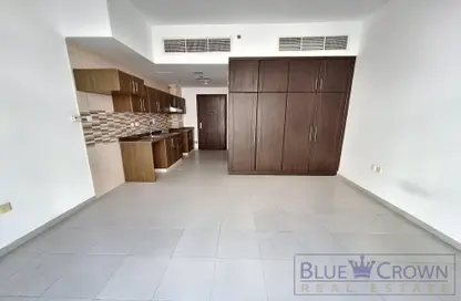 Apartment - 1 Bathroom for rent in Al Karama - Dubai