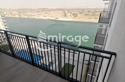 Apartment - Studio - 1 Bathroom for sale in Waters Edge - Yas Island - Abu Dhabi