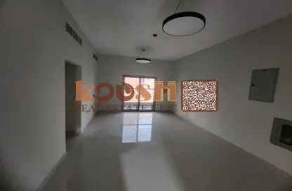 Apartment - 3 Bedrooms - 4 Bathrooms for rent in Al Jurf Industrial 2 - Al Jurf Industrial - Ajman