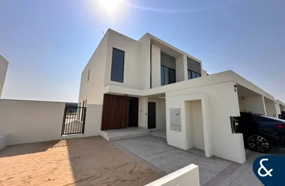 Villa - 4 Bedrooms - 4 Bathrooms for rent in Shams Townhouses - Town Square - Dubai