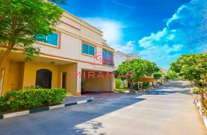 Villa - 4 Bedrooms - 5 Bathrooms for rent in Seashore - Rabdan - Abu Dhabi