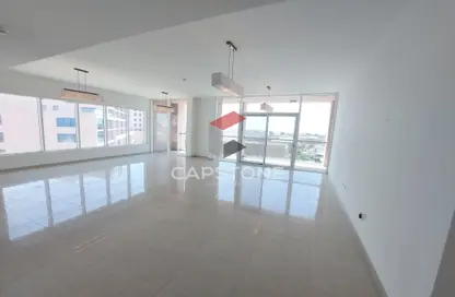 Apartment - 4 Bedrooms - 6 Bathrooms for rent in Marina Sunset Bay - The Marina - Abu Dhabi