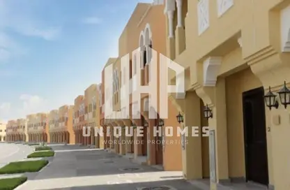 Villa - 2 Bedrooms - 3 Bathrooms for sale in Zone 7 - Hydra Village - Abu Dhabi