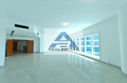 Apartment - 4 Bedrooms - 5 Bathrooms for rent in Al Sahel Towers - Corniche Road - Abu Dhabi