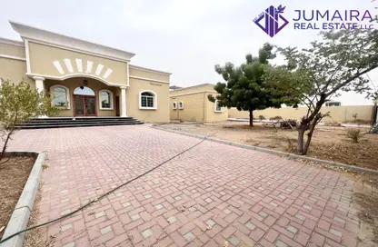 Villa - 6 Bedrooms - 6 Bathrooms for rent in Al Riffa - Ras Al Khaimah