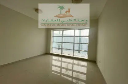 Apartment - 2 Bedrooms - 3 Bathrooms for rent in Crystal Plaza - Al Majaz 1 - Al Majaz - Sharjah