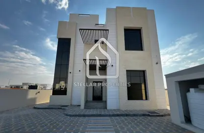 Villa - 5 Bedrooms for sale in Alreeman - Al Shamkha - Abu Dhabi