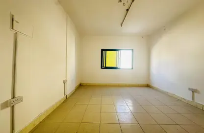 Apartment - 1 Bathroom for rent in Fire Station Road - Muwaileh - Sharjah