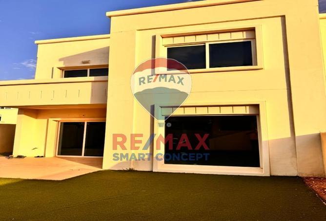 Townhouse - 4 Bedrooms - 5 Bathrooms for sale in Arabian Style - Al Reef Villas - Al Reef - Abu Dhabi