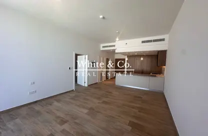 Apartment - 1 Bedroom - 2 Bathrooms for rent in Hamilton House - Jumeirah Village Circle - Dubai