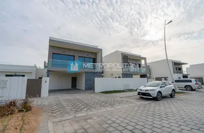 Villa - 4 Bedrooms - 3 Bathrooms for sale in Redwoods - Yas Acres - Yas Island - Abu Dhabi