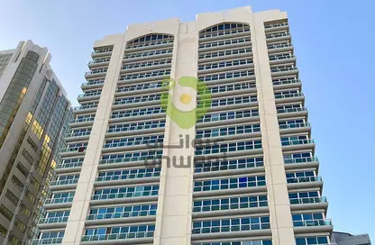 Apartment - 4 Bedrooms - 5 Bathrooms for rent in Amana Tower - Al Khalidiya - Abu Dhabi