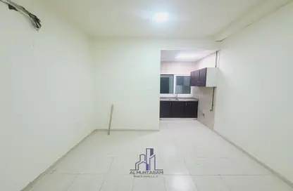 Apartment - Studio - 1 Bathroom for rent in Muweileh Community - Muwaileh Commercial - Sharjah