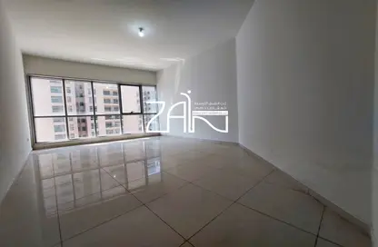 Apartment - 3 Bedrooms - 4 Bathrooms for rent in Al Ahlia tower - Al Khalidiya - Abu Dhabi