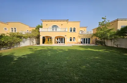 Villa - 5 Bedrooms - 6 Bathrooms for rent in Legacy - Jumeirah Park - Dubai