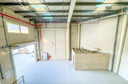 Warehouse - Studio - 1 Bathroom for rent in Phase 1 - Dubai Investment Park (DIP) - Dubai