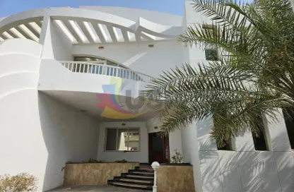 Villa - 5 Bedrooms - 6 Bathrooms for rent in Al Garhoud Villas - Al Garhoud - Dubai