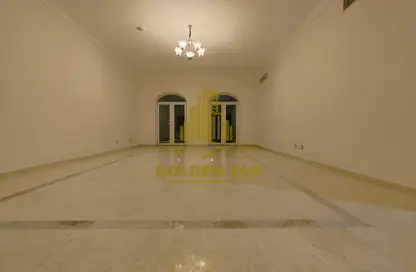 Villa - 4 Bedrooms - 5 Bathrooms for rent in Diplomatic Area - Airport Road - Abu Dhabi