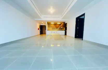 Apartment - 2 Bedrooms - 2 Bathrooms for rent in Sama Tower - Electra Street - Abu Dhabi